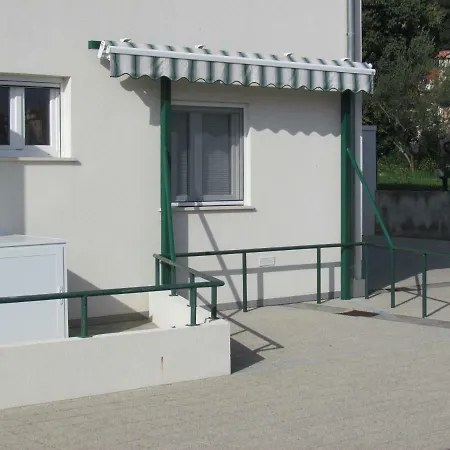 Apartment Laste-rondule
